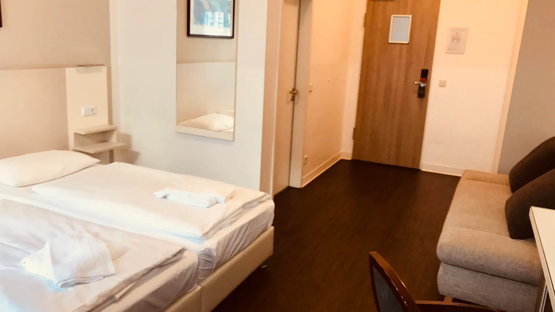 Hotel Prens Βερολίνο