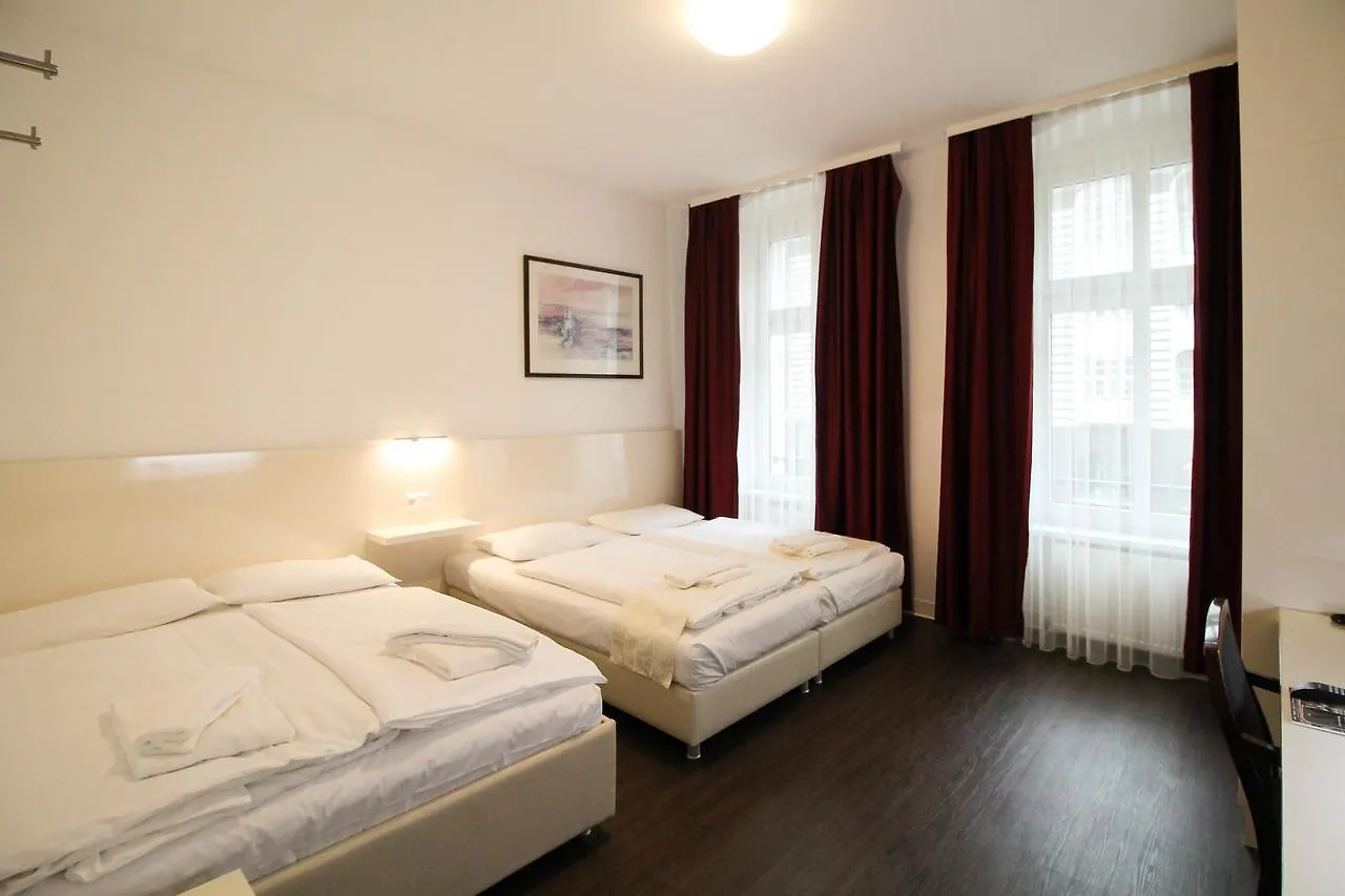 Hotel Prens Βερολίνο